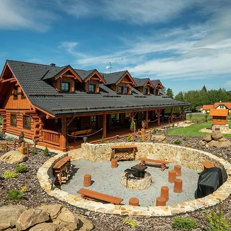 Srub Vytonka Lipno Apart Otel