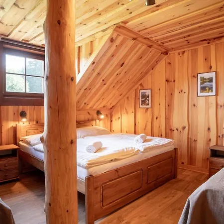 Srub Vytonka Lipno Apart Otel 4*
