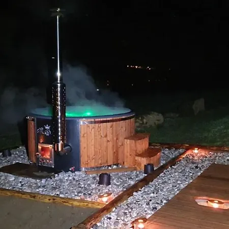 Srub Vytonka Lipno 4* Přední Výtoň